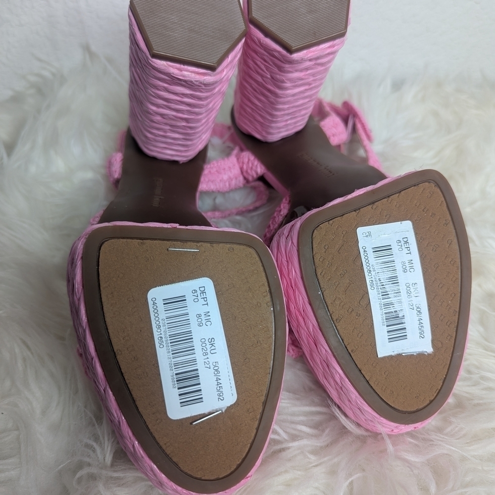 Gianni Bini Stylish Pink Platform Sandals - Picture 9 of 14